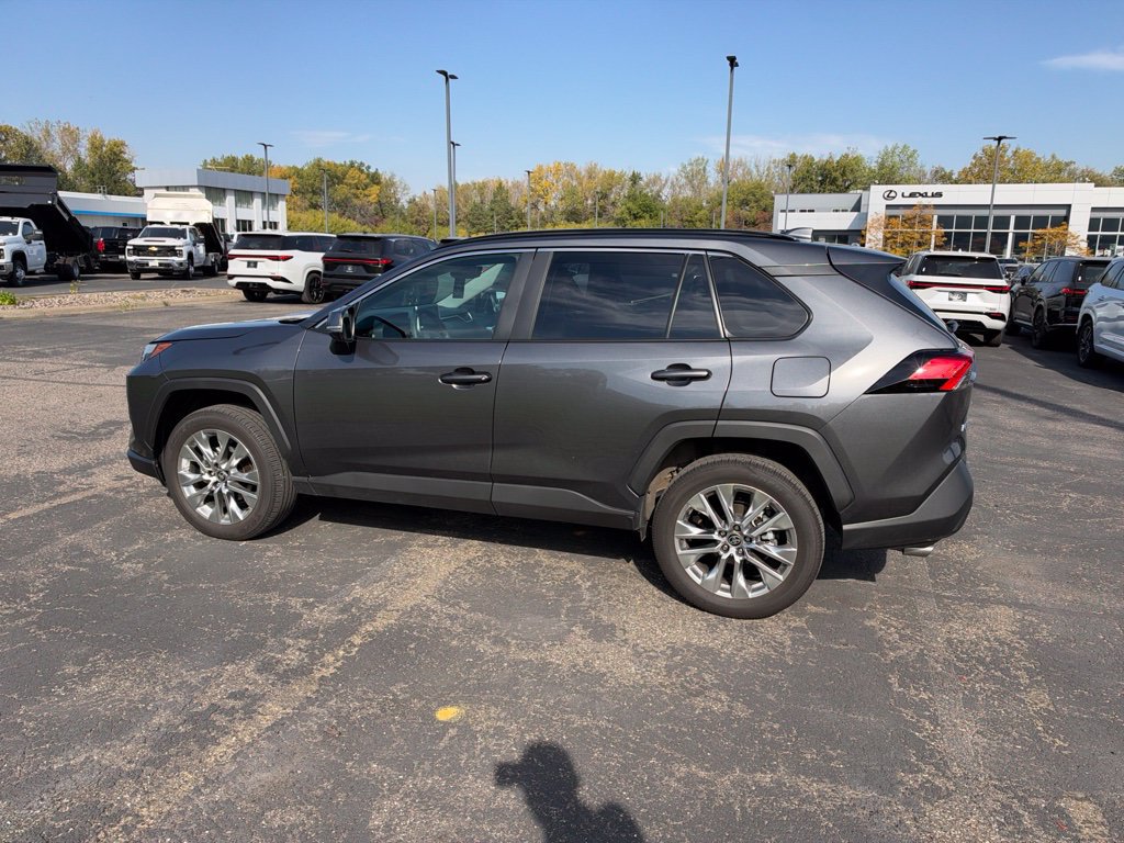 Used 2025 Toyota RAV4 XLE Premium w/ Weather Package AWD/4WD image 33