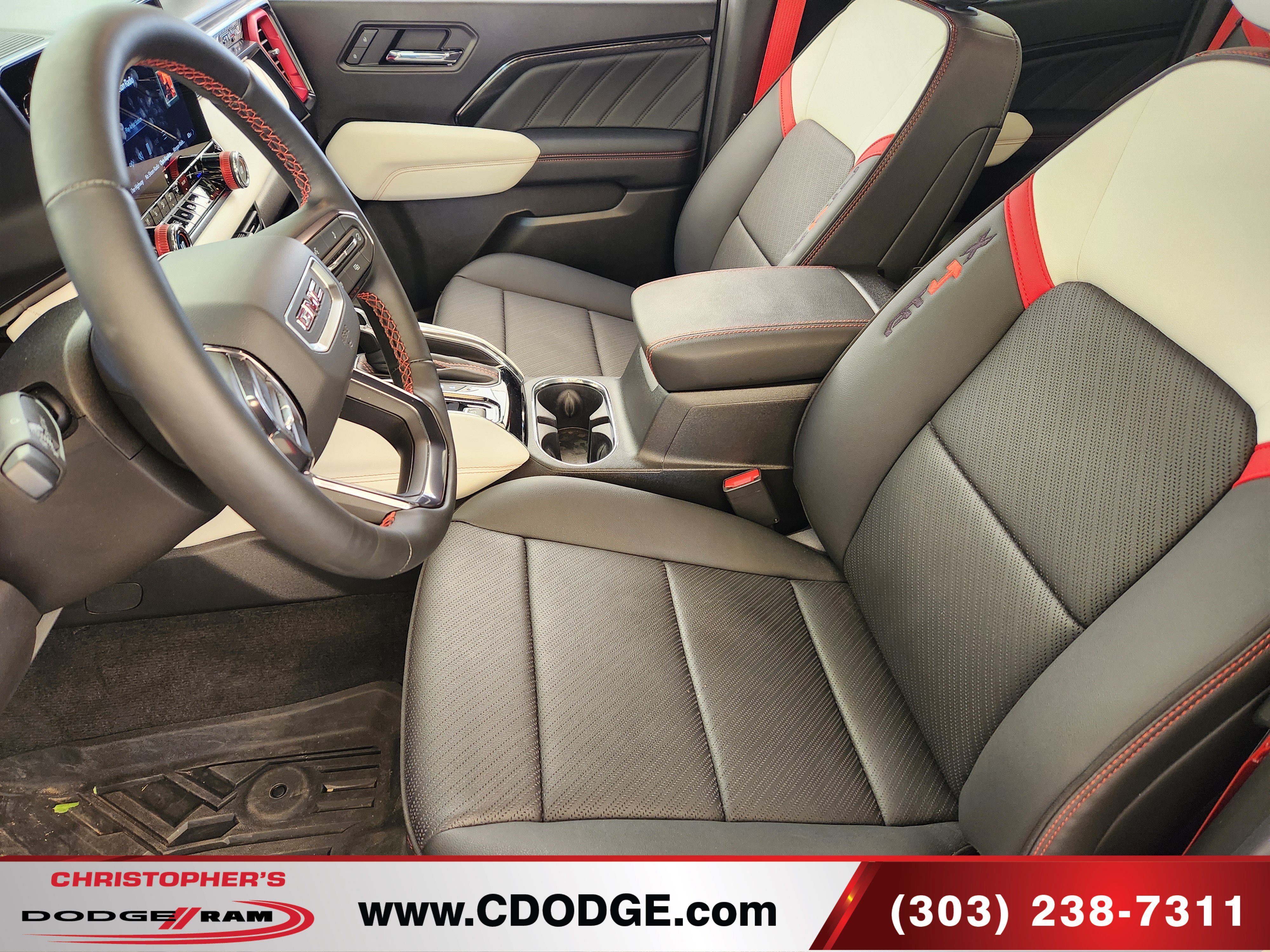Used 2026 GMC Canyon AT4X AWD/4WD image 15