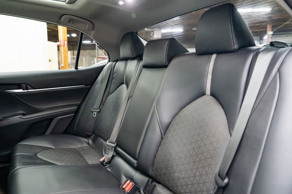 Used 2018 Toyota Camry XSE w/ Driver Assist Package image 27