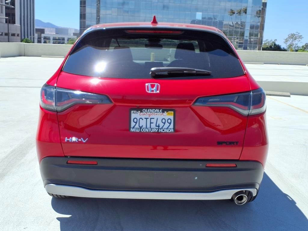 Used 2023 Honda HR-V Sport image 5