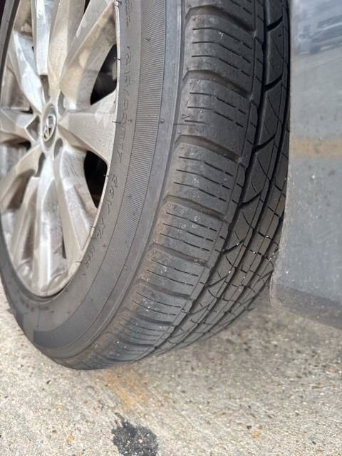 Used 2019 Toyota Camry LE image 27