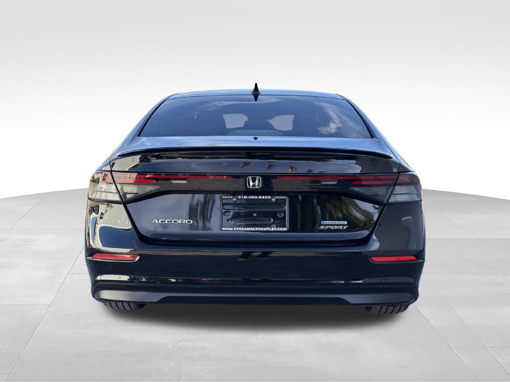 Used 2024 Honda Accord Sport image 6