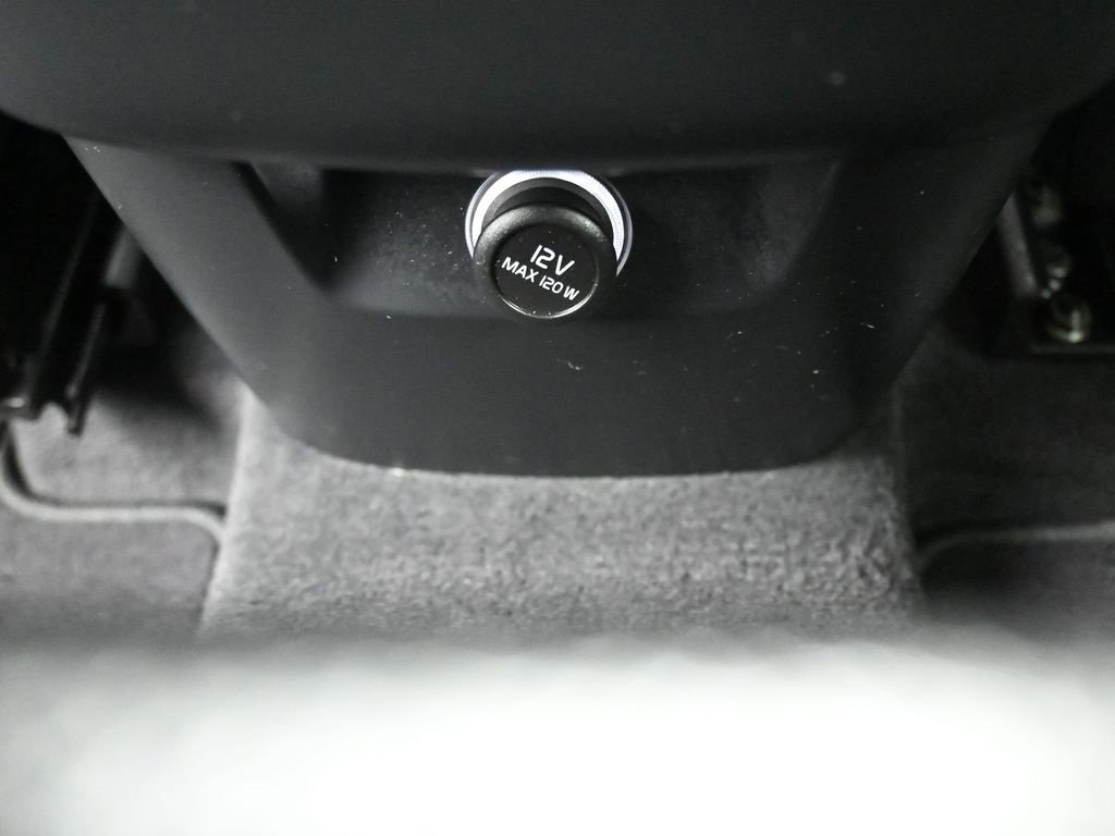 Used 2019 Volvo XC90 T6 Momentum w/ Protection Package Premier image 28