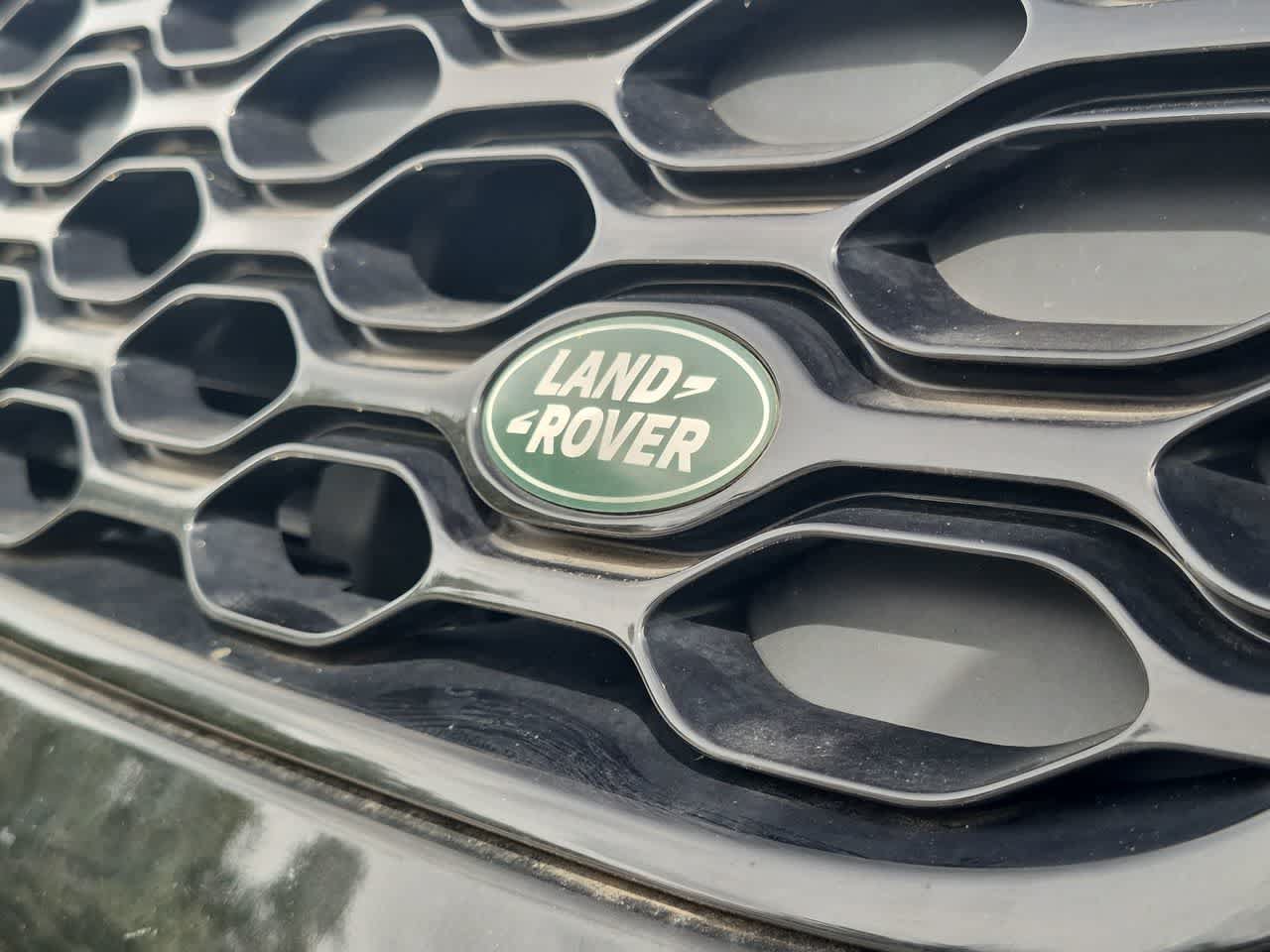 Certified 2025 Land Rover Discovery Dynamic SE AWD/4WD image 12