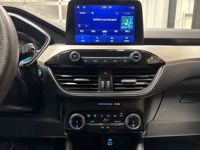 Used 2022 Ford Escape SE image 10