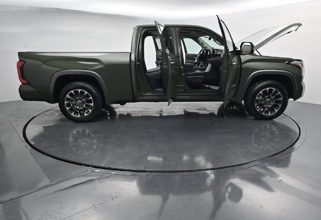 Used 2022 Toyota Tundra Limited AWD/4WD image 41
