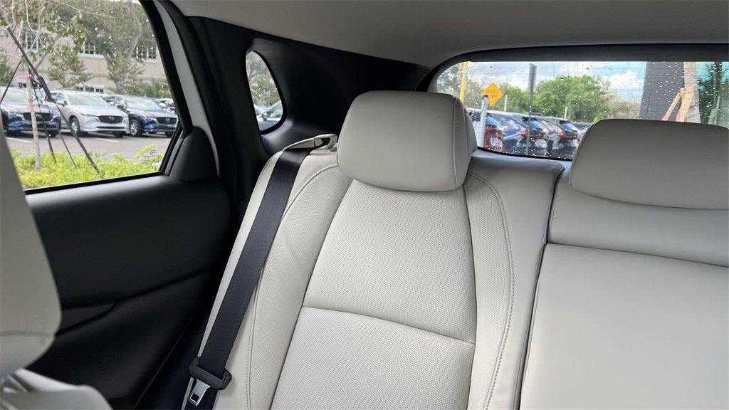 New 2024 MAZDA CX-30 2.5 Turbo w/ Premium Plus Pkg image 18