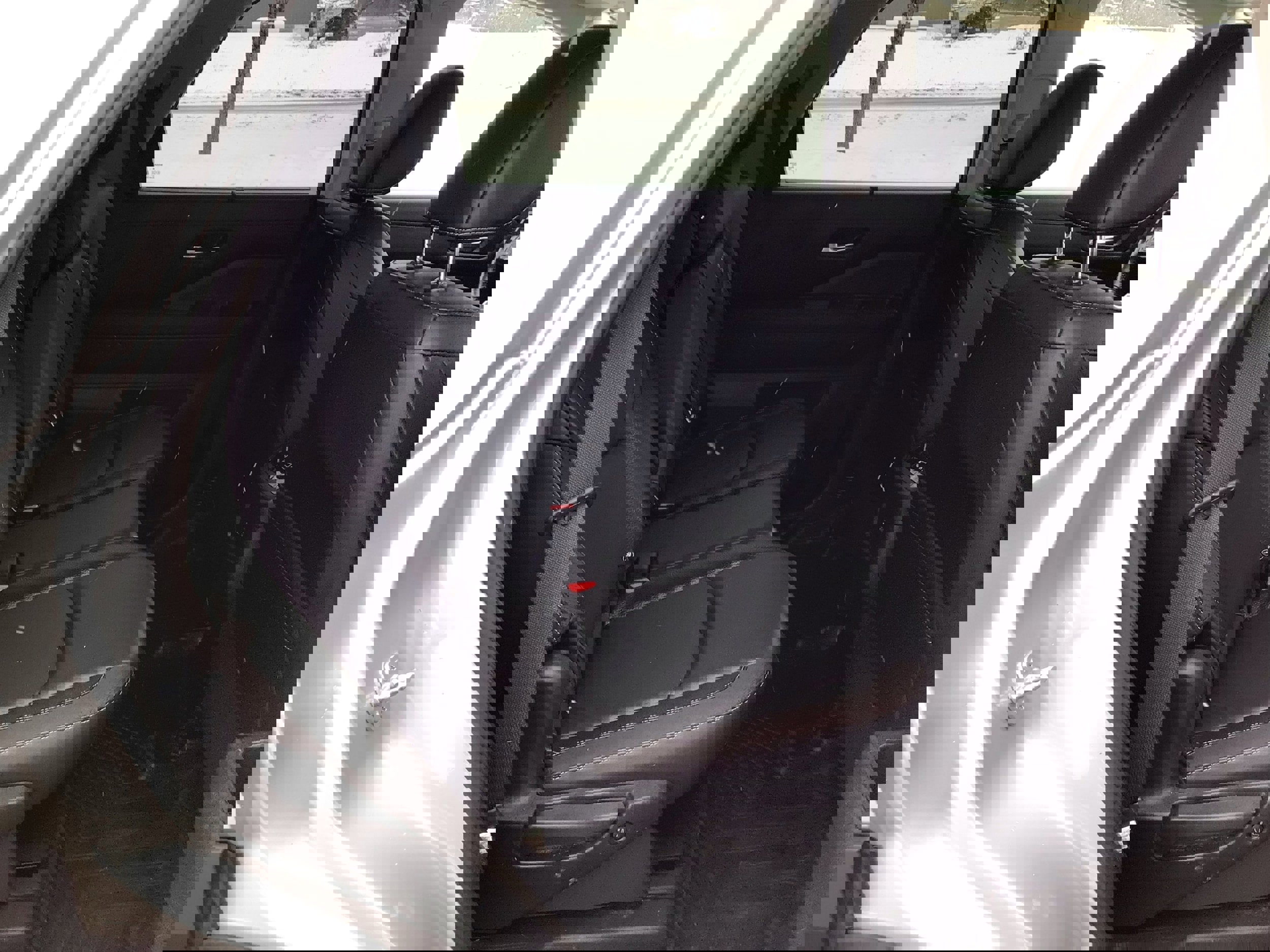 Used 2022 Nissan Pathfinder SL image 28