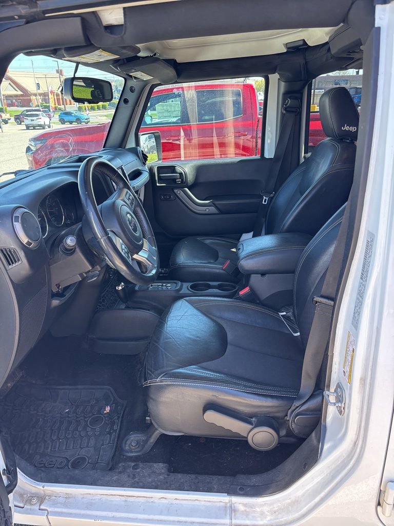 Used 2016 Jeep Wrangler Unlimited Sport image 10