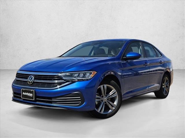Used 2024 Volkswagen Jetta SE image 1