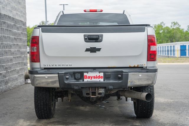 Used 2014 Chevrolet Silverado 2500 LTZ w/ LTZ Plus Package AWD/4WD image 4