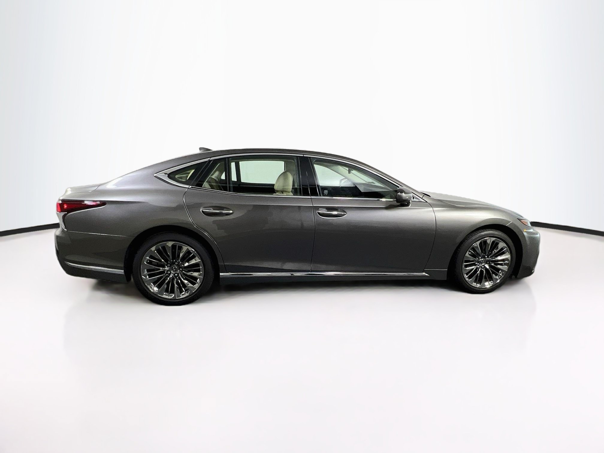 Used 2020 Lexus LS 500 AWD w/ Interior Upgrade Package image 4