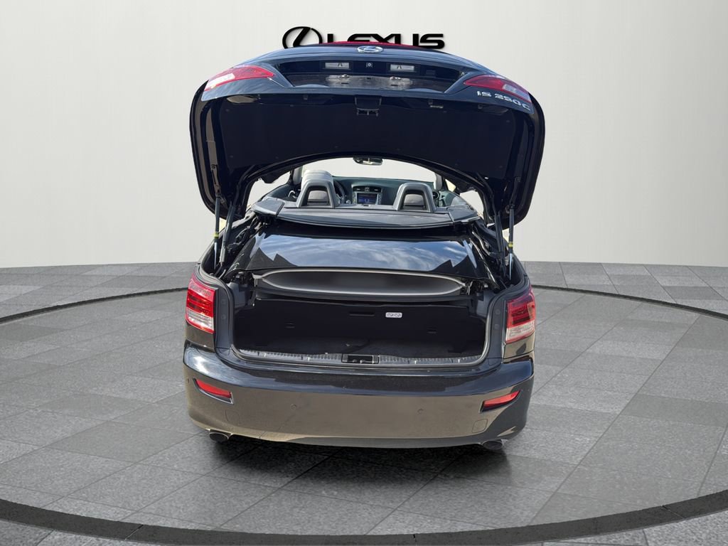 Used 2015 Lexus IS 250C image 15