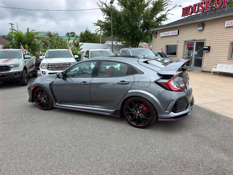 Used 2018 Honda Civic Type R image 2