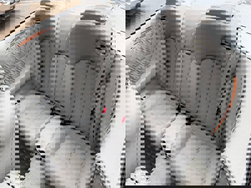 Used 2005 Mercedes-Benz CLK 320 Cabriolet image 11