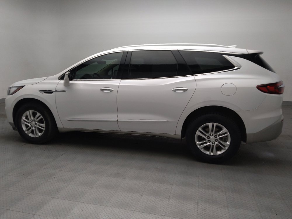 Used 2018 Buick Enclave Essence w/ Trailering Package FWD image 3
