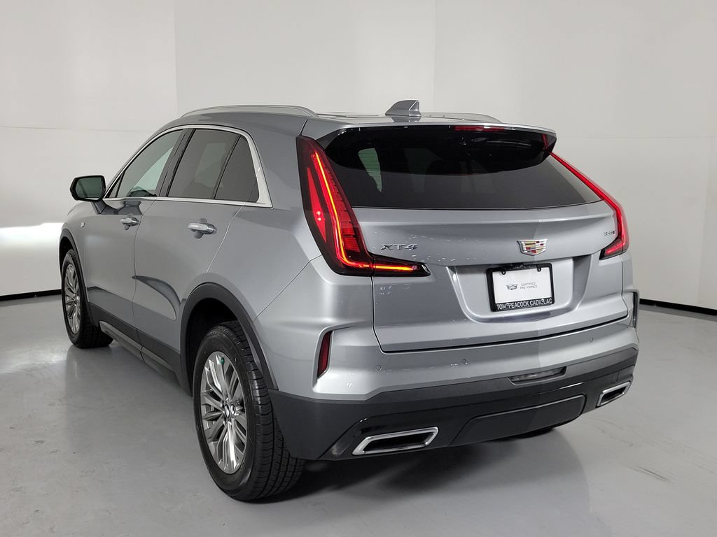 Certified 2025 Cadillac XT4 Premium Luxury FWD image 4