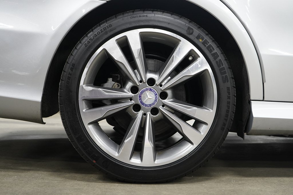 Used 2014 Mercedes-Benz E 350 Sedan w/ Premium 1 Package image 39