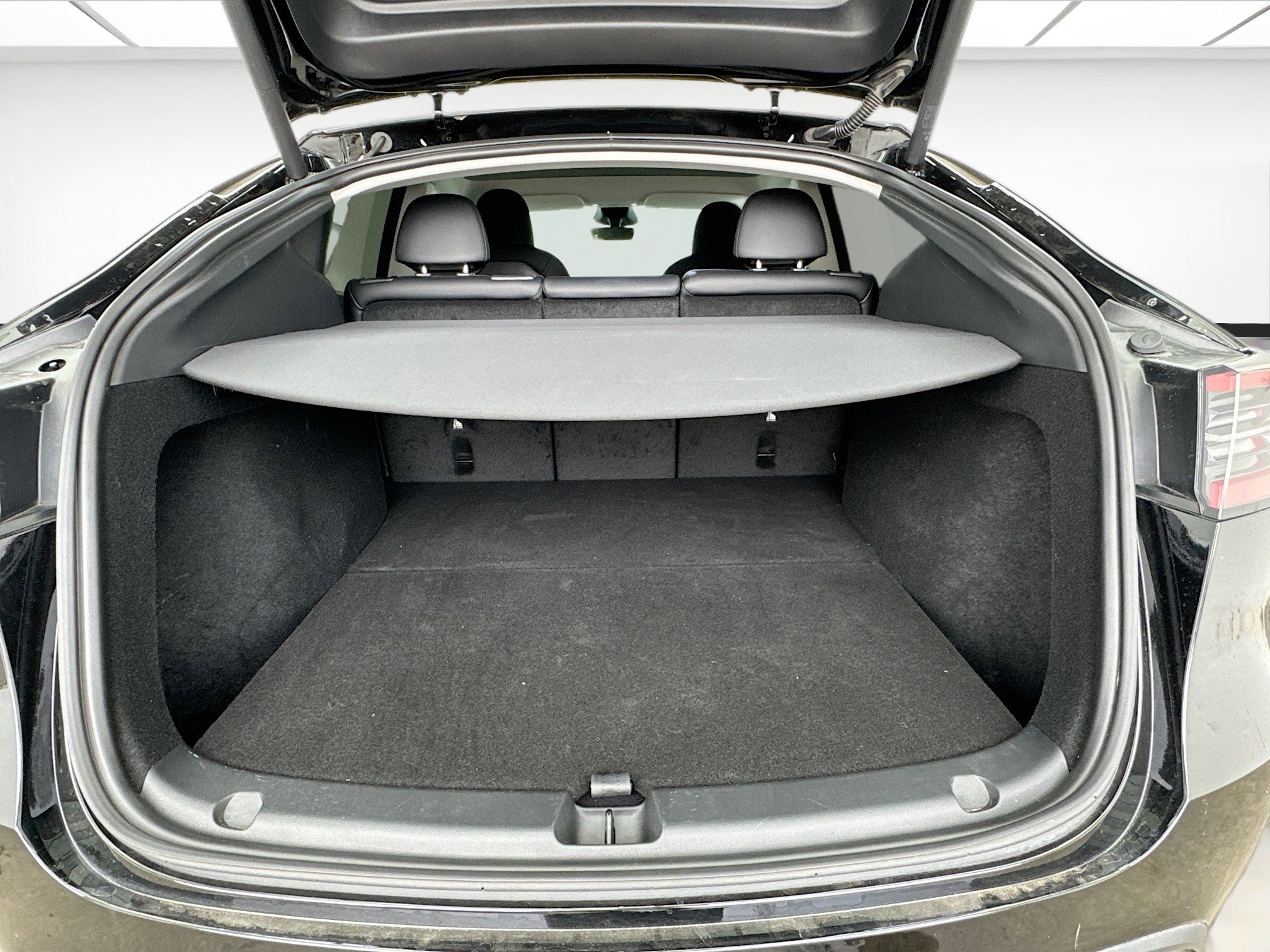 Used 2025 Tesla Model Y Performance AWD/4WD image 18