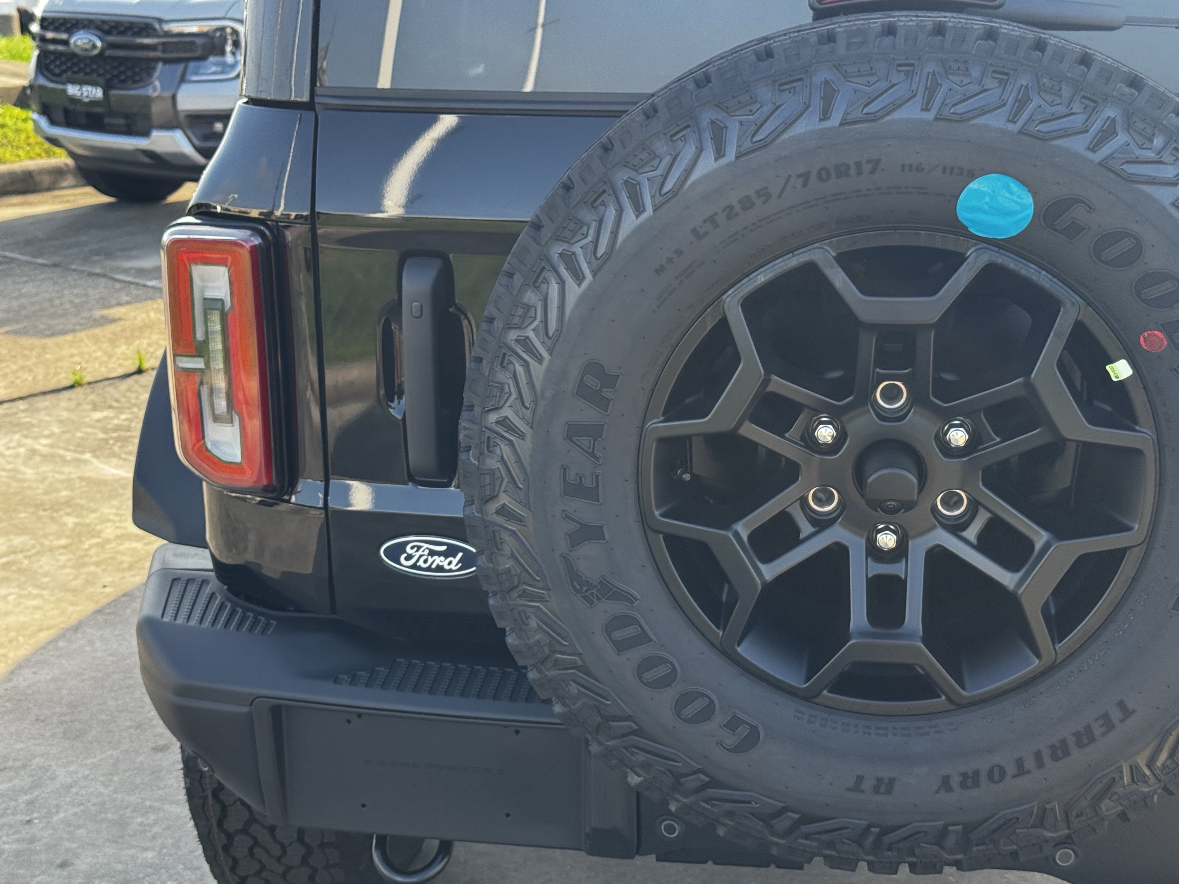 New 2026 Ford Bronco Badlands AWD/4WD image 11