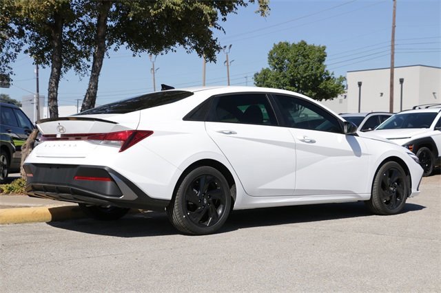 Certified 2026 Hyundai Elantra Sport image 5