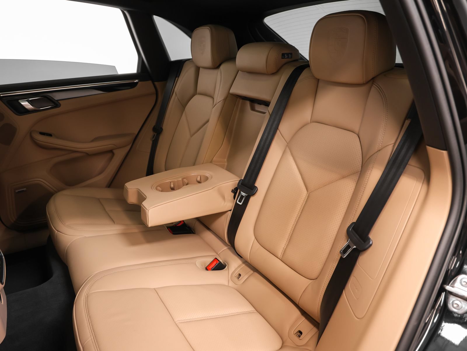 New 2026 Porsche Macan AWD/4WD image 41
