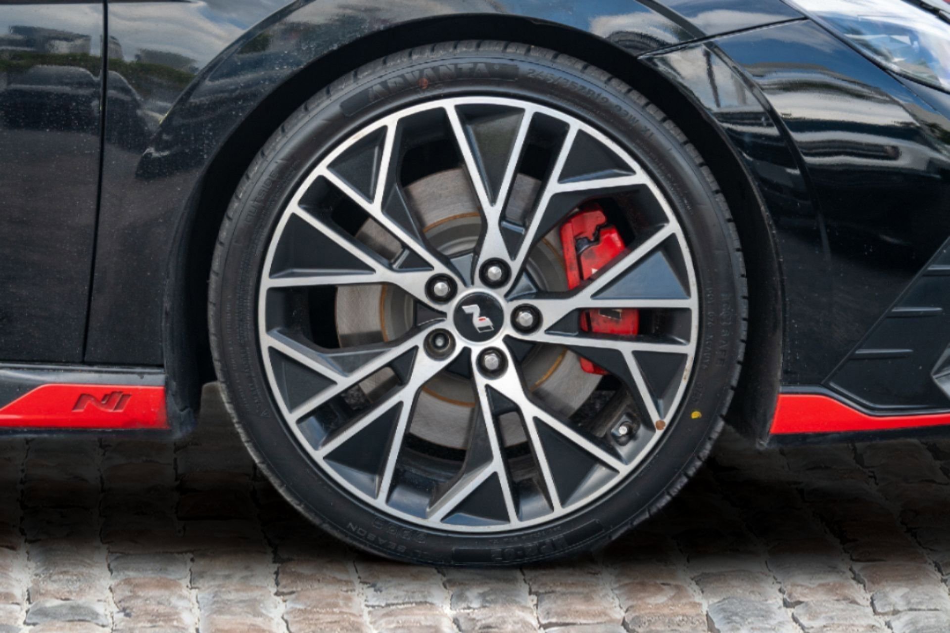 Used 2022 Hyundai Elantra N image 38