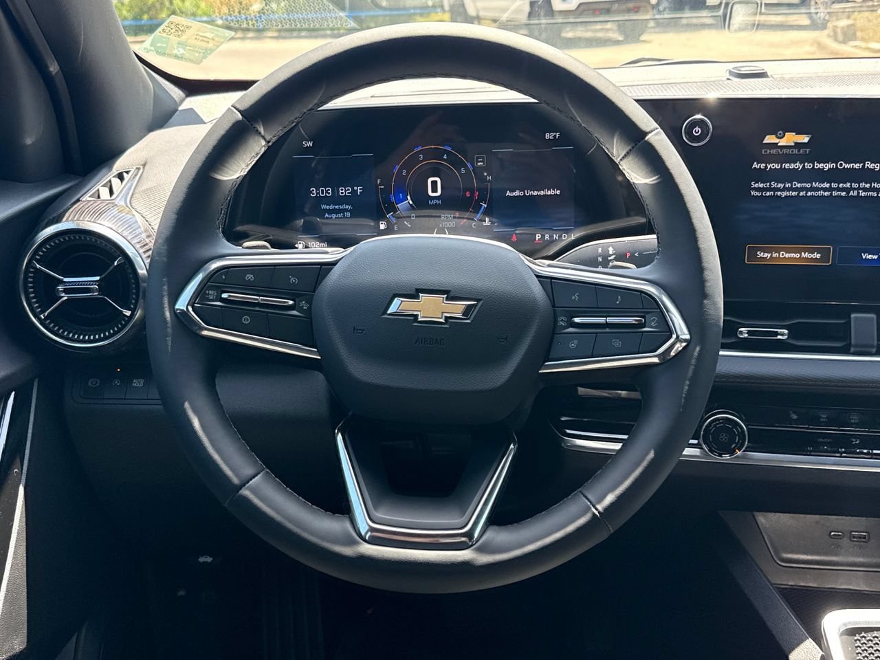 New 2027 Chevrolet Equinox LT FWD image 14