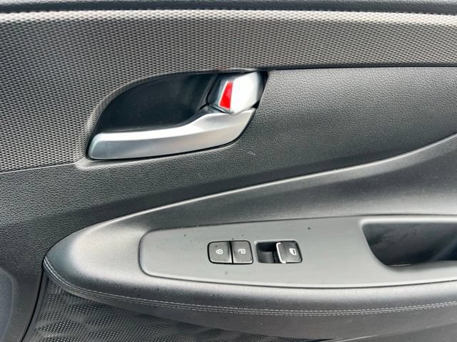 Used 2019 Hyundai Santa Fe SE AWD/4WD image 28