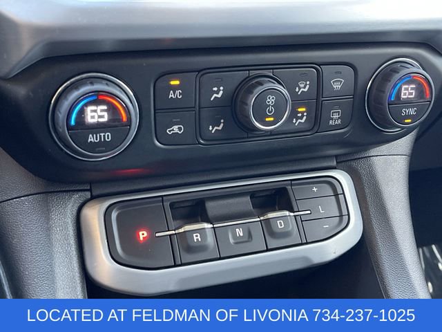 Certified 2023 GMC Acadia SLE w/ Driver Convenience Package image 17