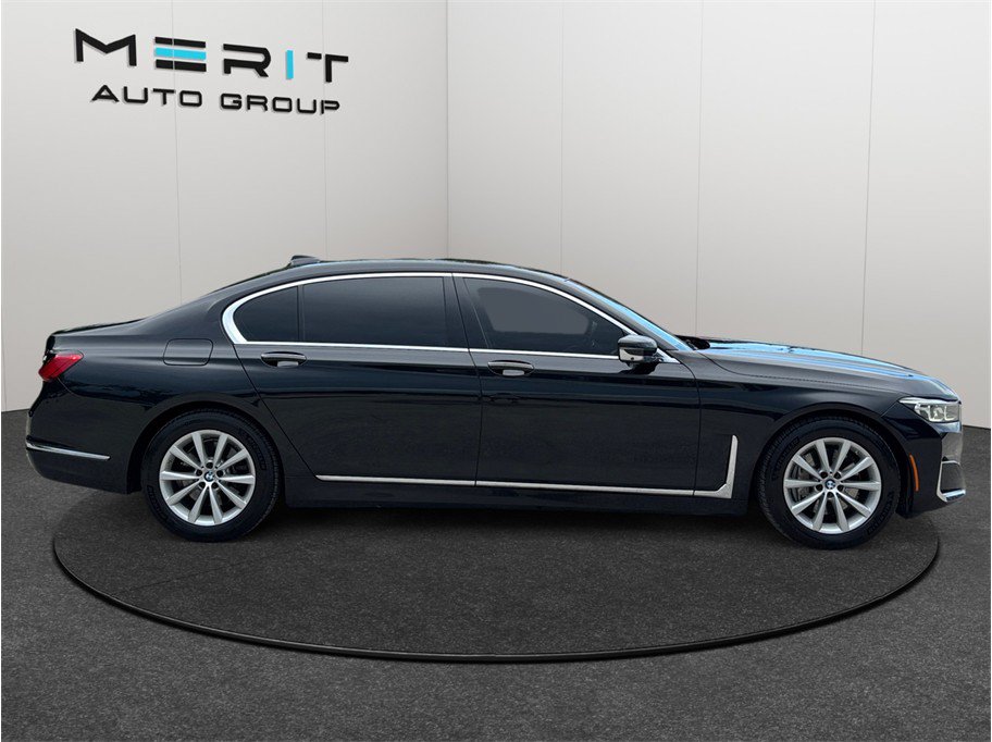 Used 2021 BMW 740i xDrive AWD/4WD image 10