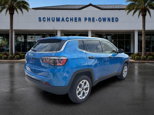 Used 2025 Jeep Compass Sport AWD/4WD image 7