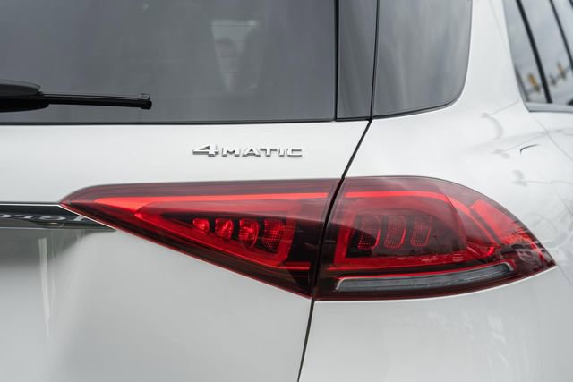 Used 2022 Mercedes-Benz GLE 350 4MATIC w/ AMG Line Exterior image 7