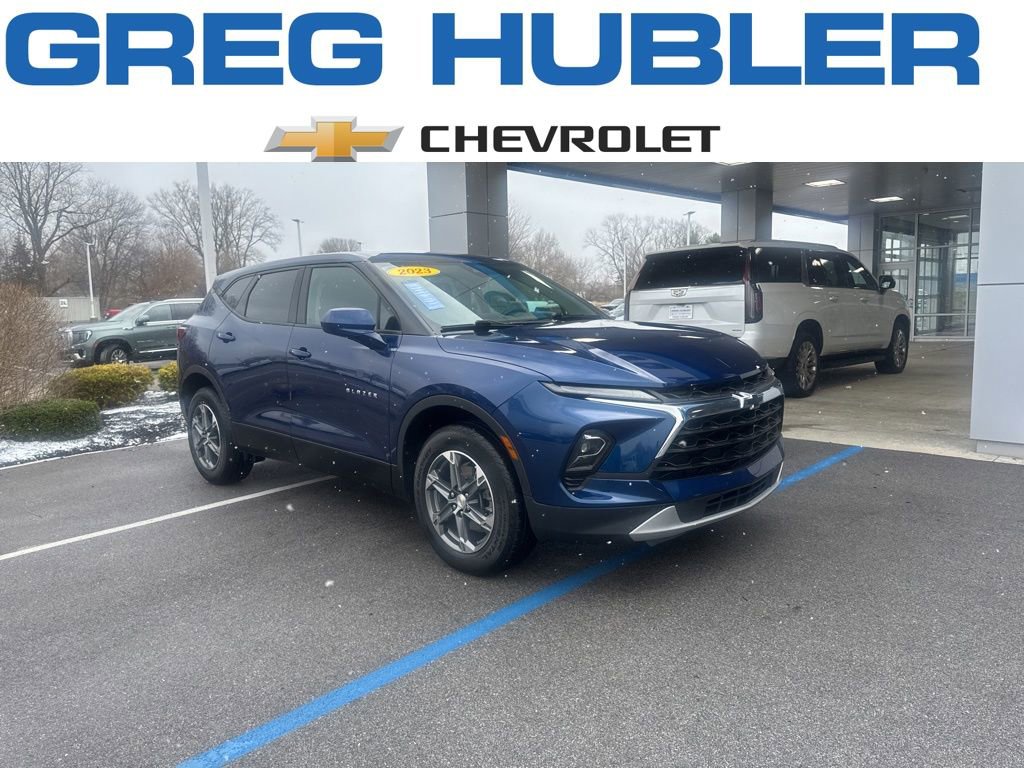 Used 2023 Chevrolet Blazer LT image 1