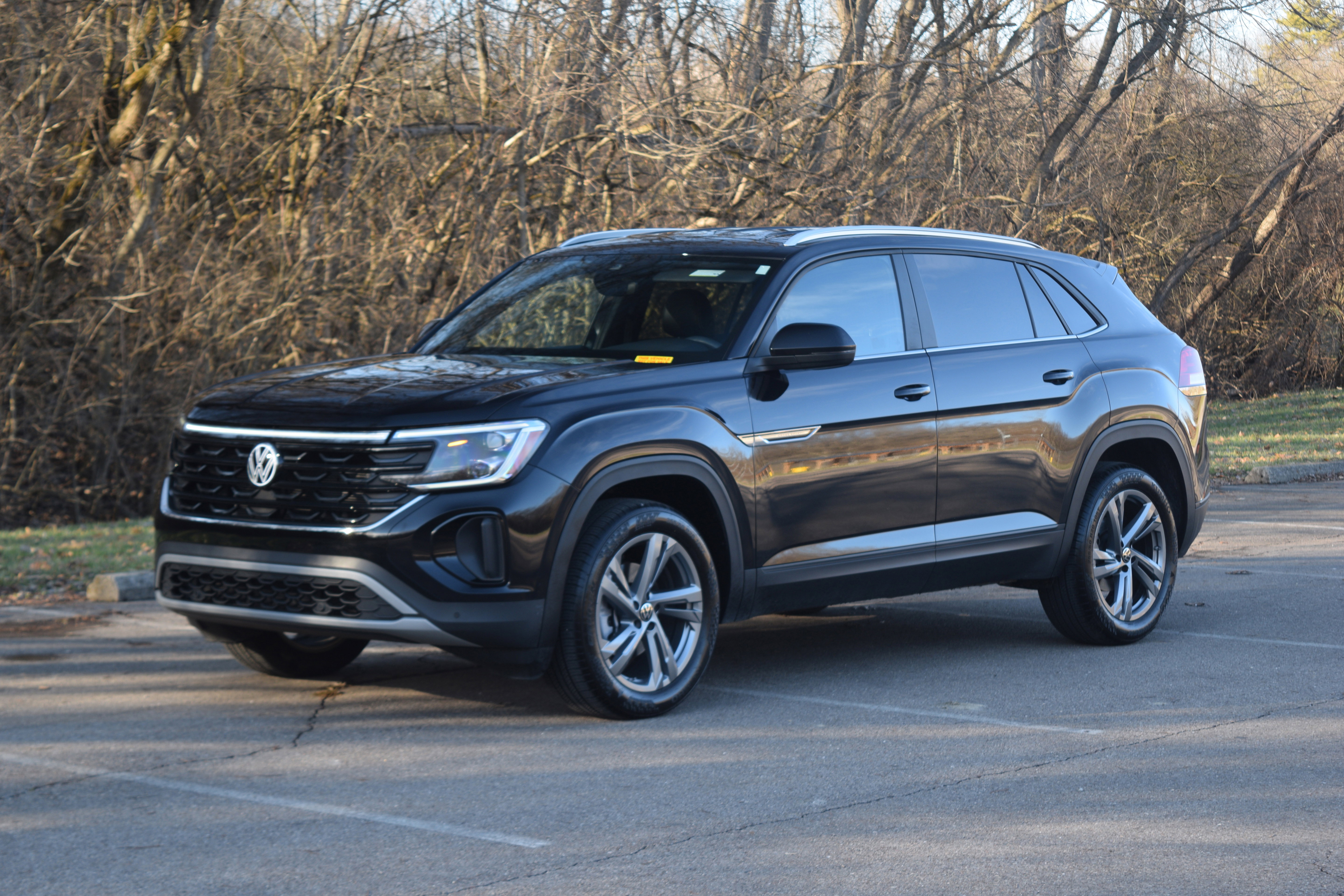 Used 2024 Volkswagen Atlas Cross Sport SE image 20