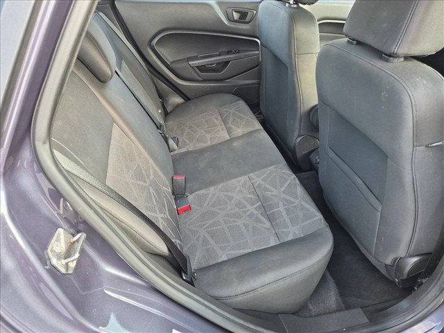 Used 2013 Ford Fiesta SE FWD image 17