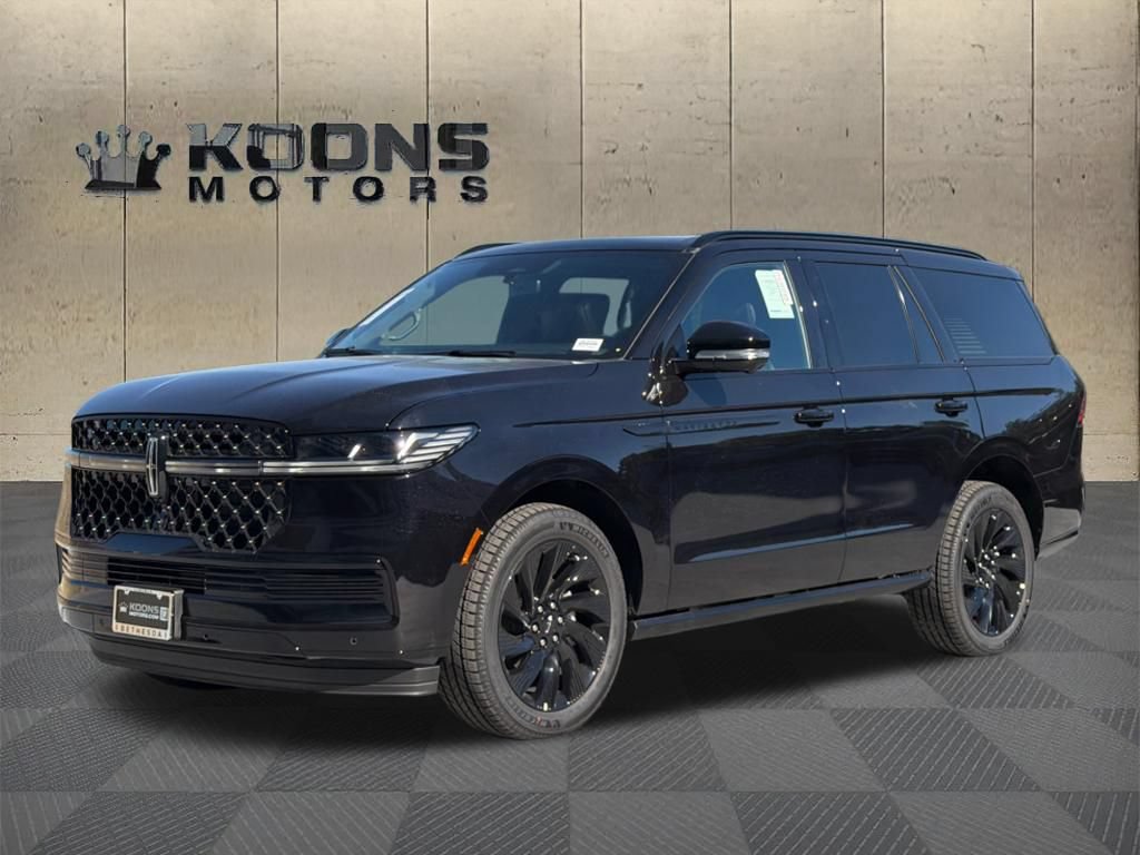 New 2026 Lincoln Navigator Reserve w/ Jet Appearance Package AWD/4WD image 1