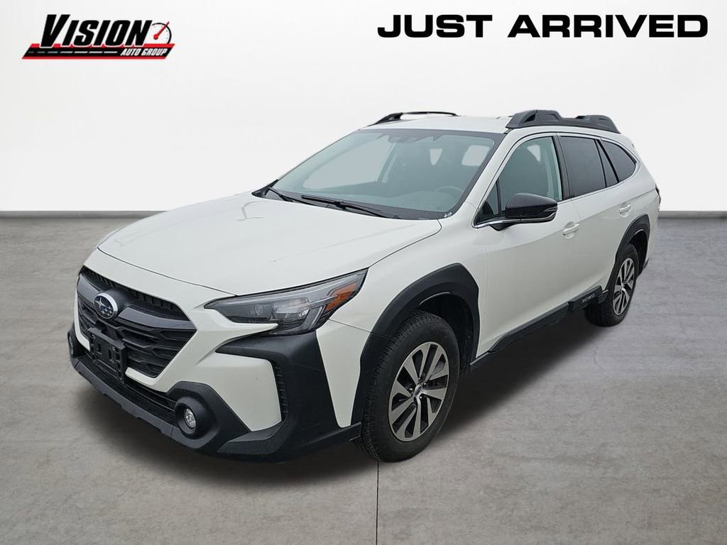 Used 2023 Subaru Outback Premium image 1