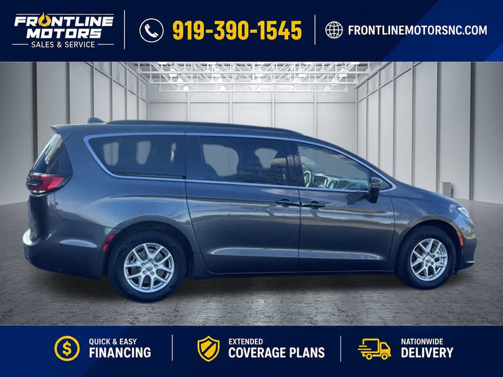 Used 2022 Chrysler Pacifica Touring-L FWD image 8