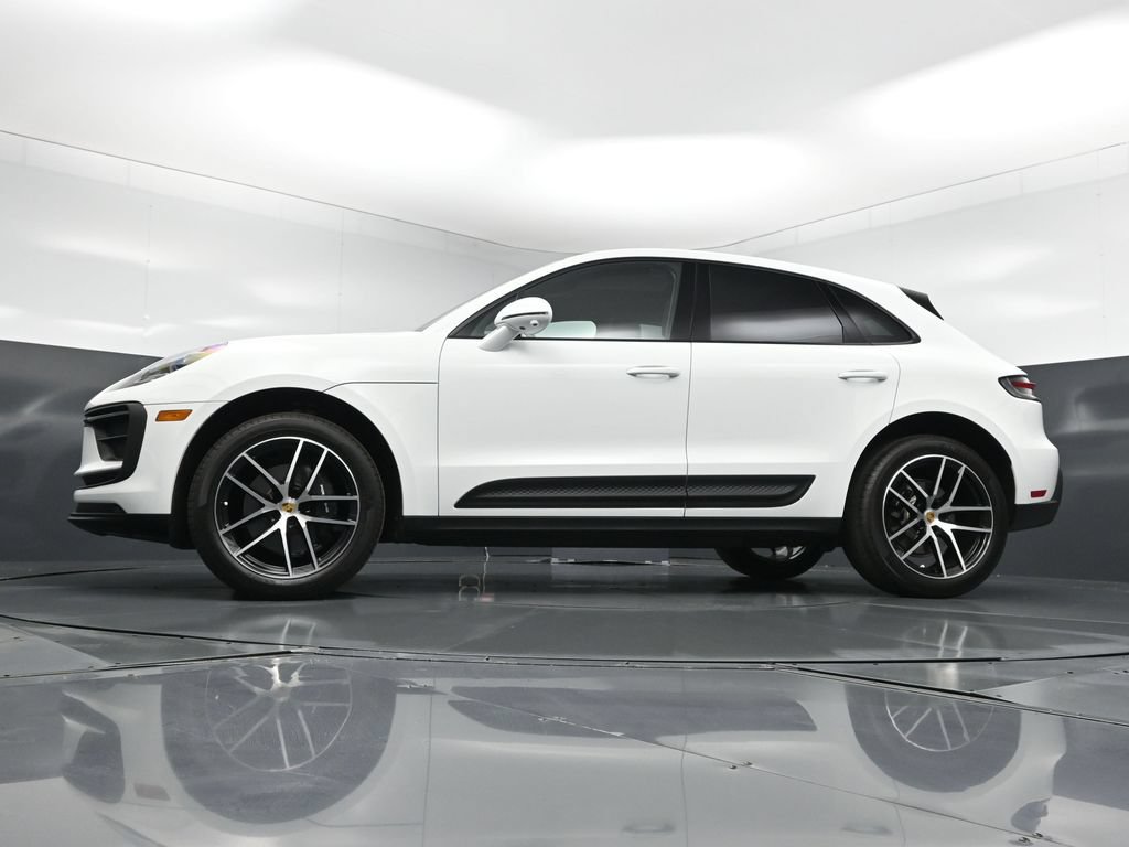 New 2026 Porsche Macan AWD/4WD image 24