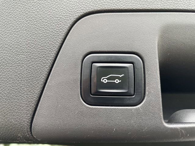 Used 2022 Buick Envision Essence w/ Technology Package I image 8