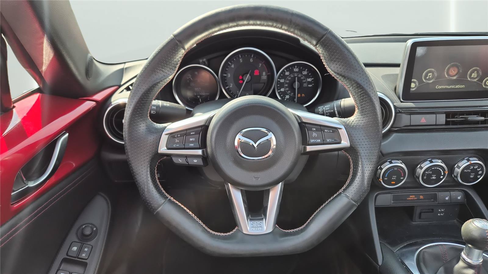Used 2016 MAZDA MX-5 Miata Grand Touring RWD image 12