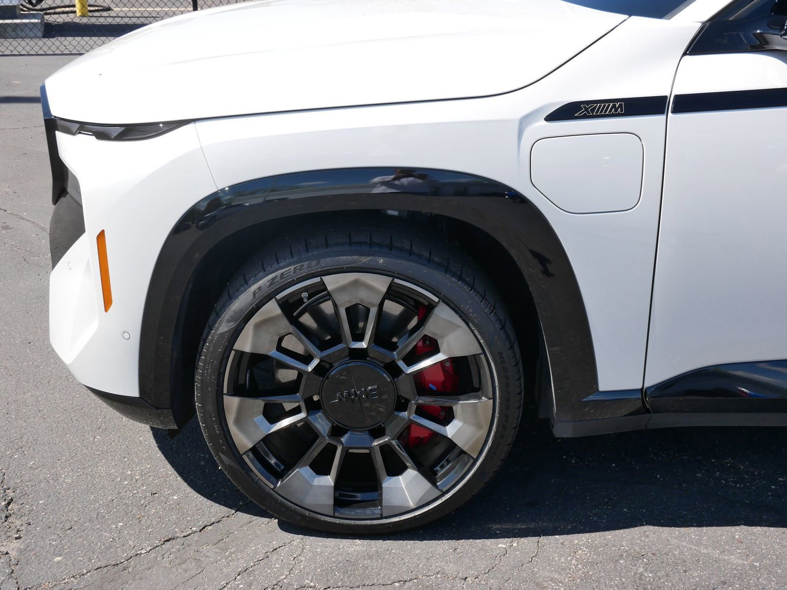 Used 2023 BMW XM AWD/4WD image 7