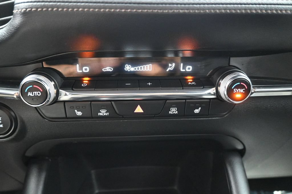 Used 2023 MAZDA MAZDA3 s FWD image 21