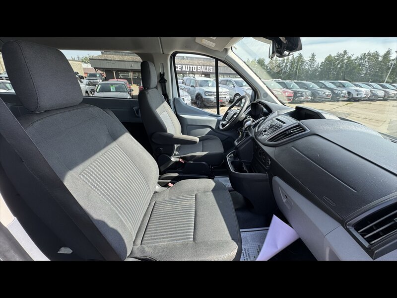 Used 2018 Ford Transit 150 XLT RWD image 13