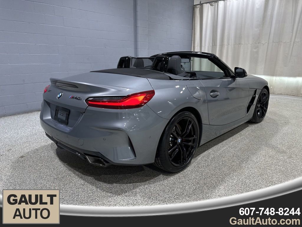 New 2026 BMW Z4 M40i w/ Premium Package image 3