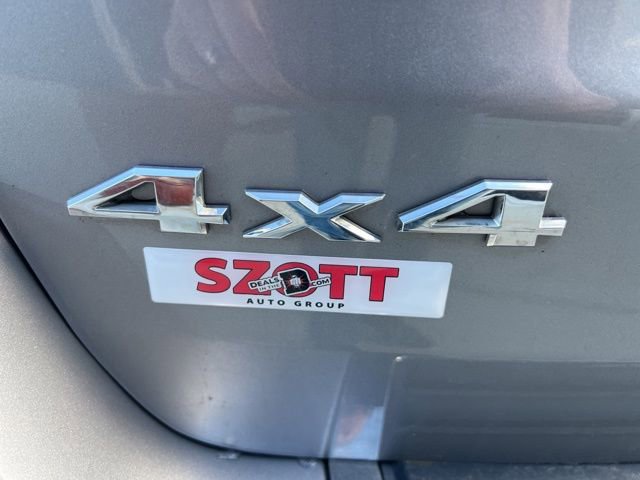 Used 2015 Jeep Grand Cherokee Limited image 11