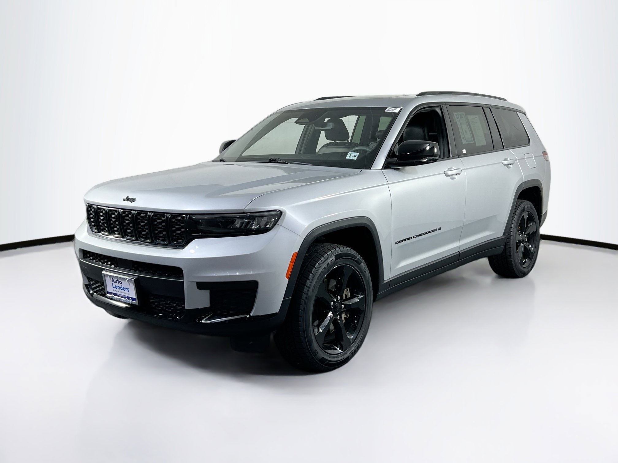 Used 2023 Jeep Grand Cherokee L Laredo AWD/4WD image 1