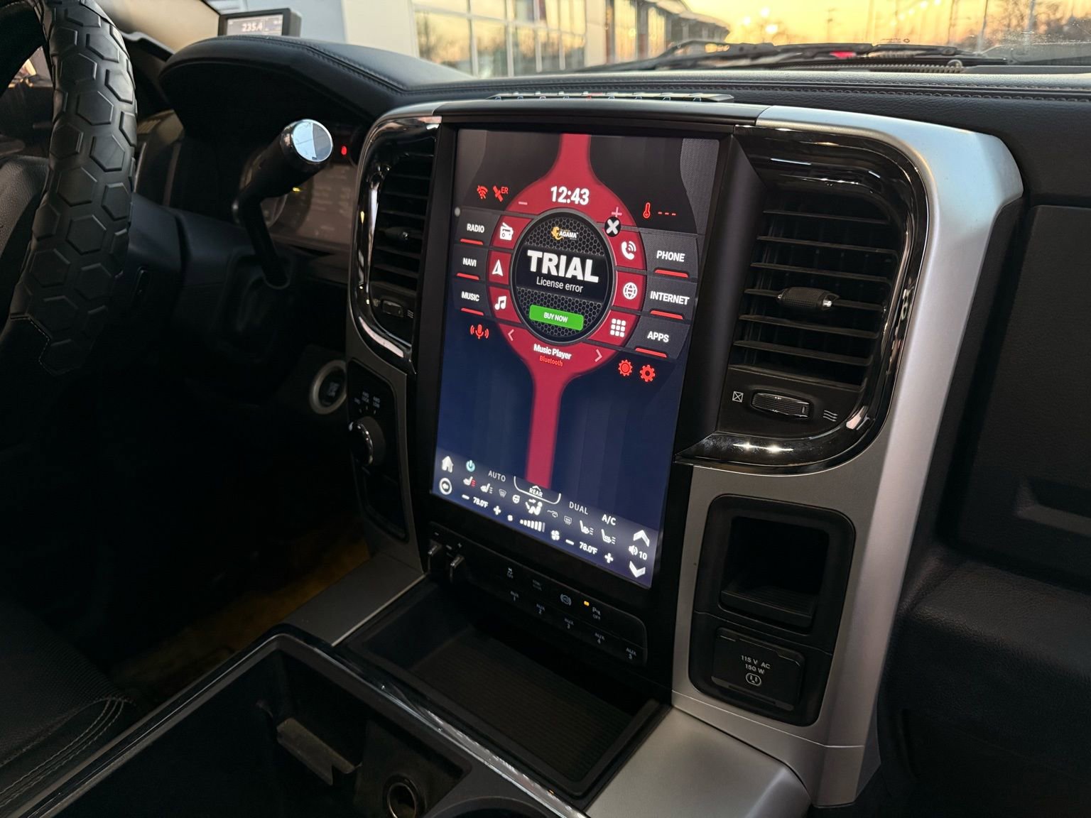 Used 2014 RAM 3500 Laramie image 28