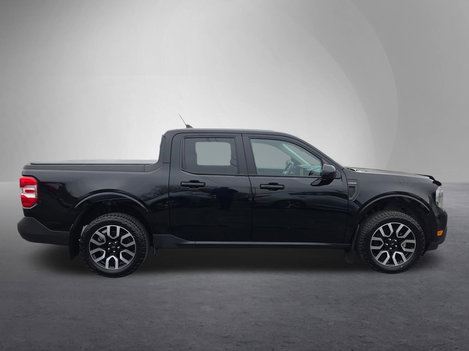 Used 2023 Ford Maverick Lariat w/ Equipment Group 500A Standard image 2